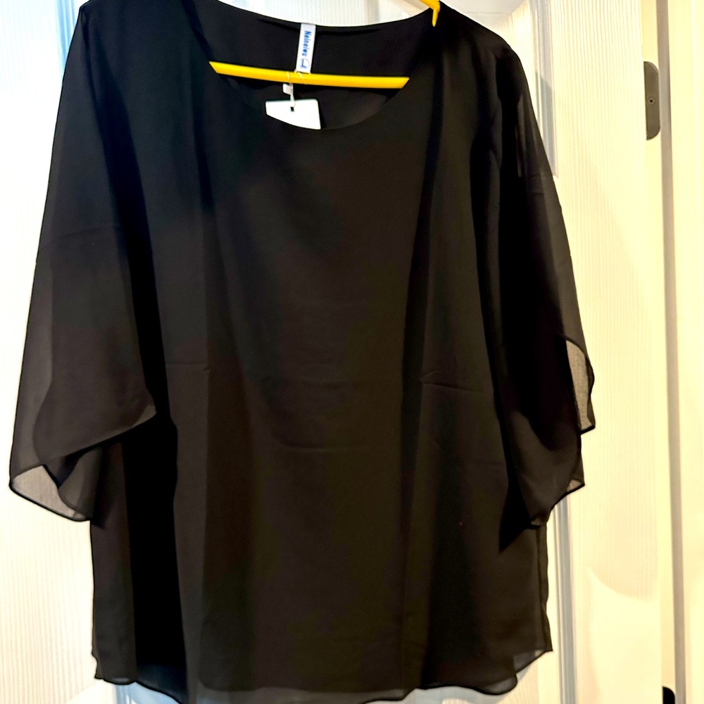 Women’s Size Large Dress Shirt
